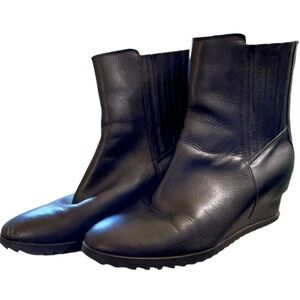 Calvin Klein Judith wedge ankle boots, 100% leather. Super comfortable and cute.